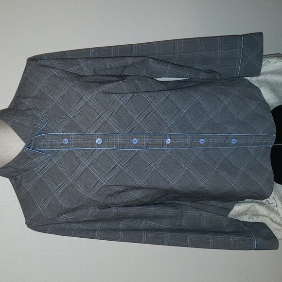 Dina K plaid button front shirt - Picture 1 of 7